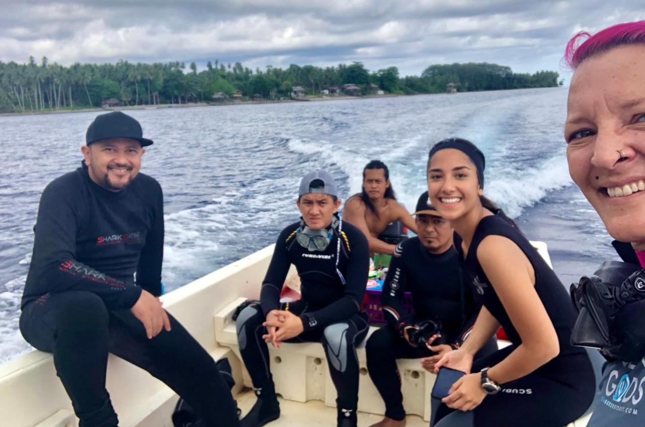 Sanctum Una Una Eco Dive Resort Pulau Unauna ภายนอก รูปภาพ