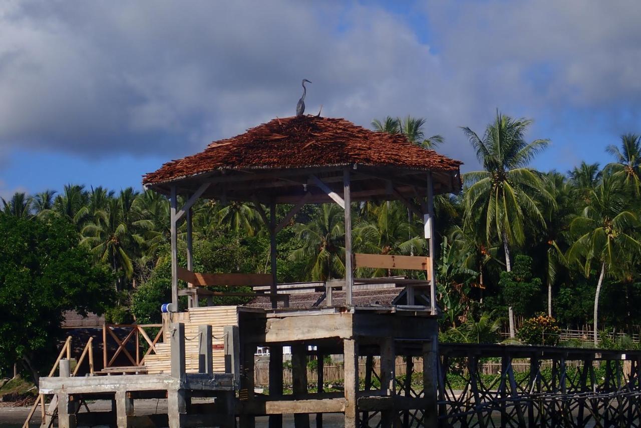 Sanctum Una Una Eco Dive Resort Pulau Unauna ภายนอก รูปภาพ