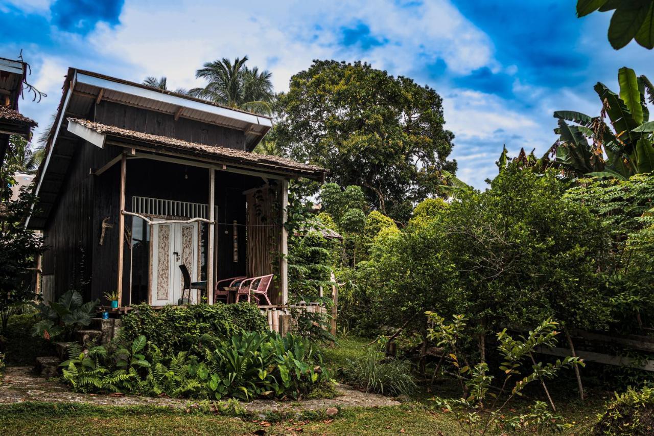 Sanctum Una Una Eco Dive Resort Pulau Unauna ภายนอก รูปภาพ