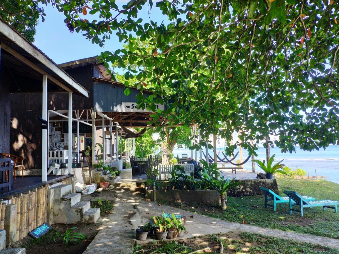 Sanctum Una Una Eco Dive Resort Pulau Unauna ภายนอก รูปภาพ